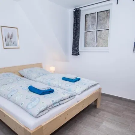 I 1-1 Ferienhaeuser Ilsestein Doppelhaus, 100 Qm, 3 Schlafzimmer Hébergement de vacances *