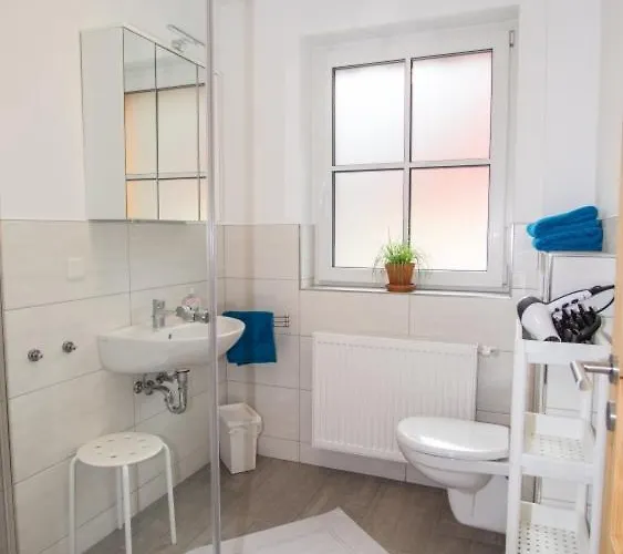 펜션 I 1-1 Ferienhaeuser Ilsestein Doppelhaus, 100 Qm, 3 Schlafzimmer 일젠부르크